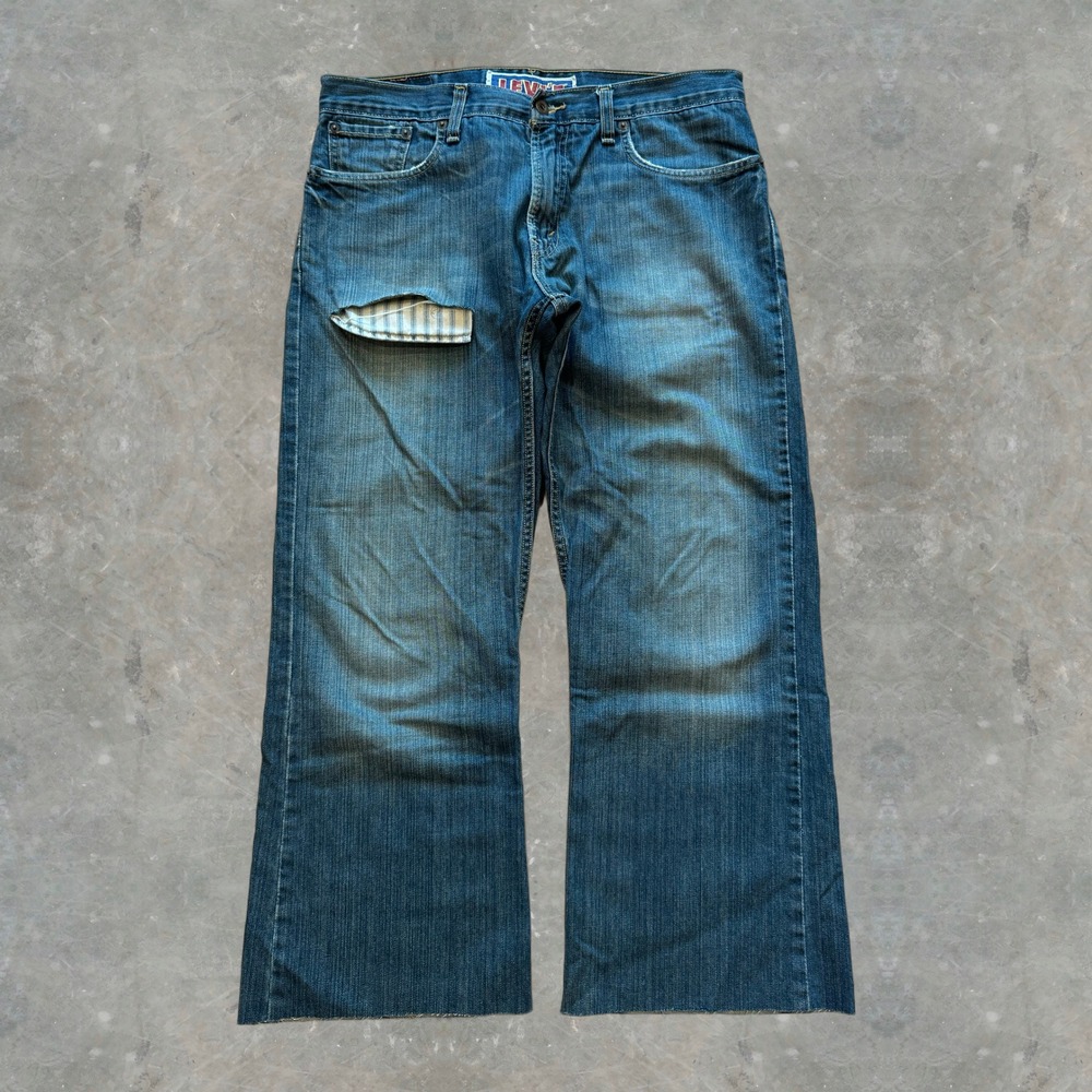Y2K Levis 527 Mens Low Boot Cut Jeans Capris Distressed Raw Hem 34x30